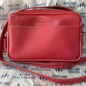 Portland Leather Goods Toaster/Lg Camera Bag - Tulip